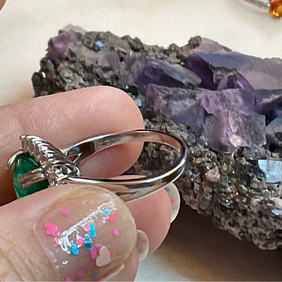 Emerald ring - Picture 6 of 8
